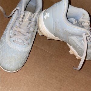 Under Armour Gray Sports Shoes